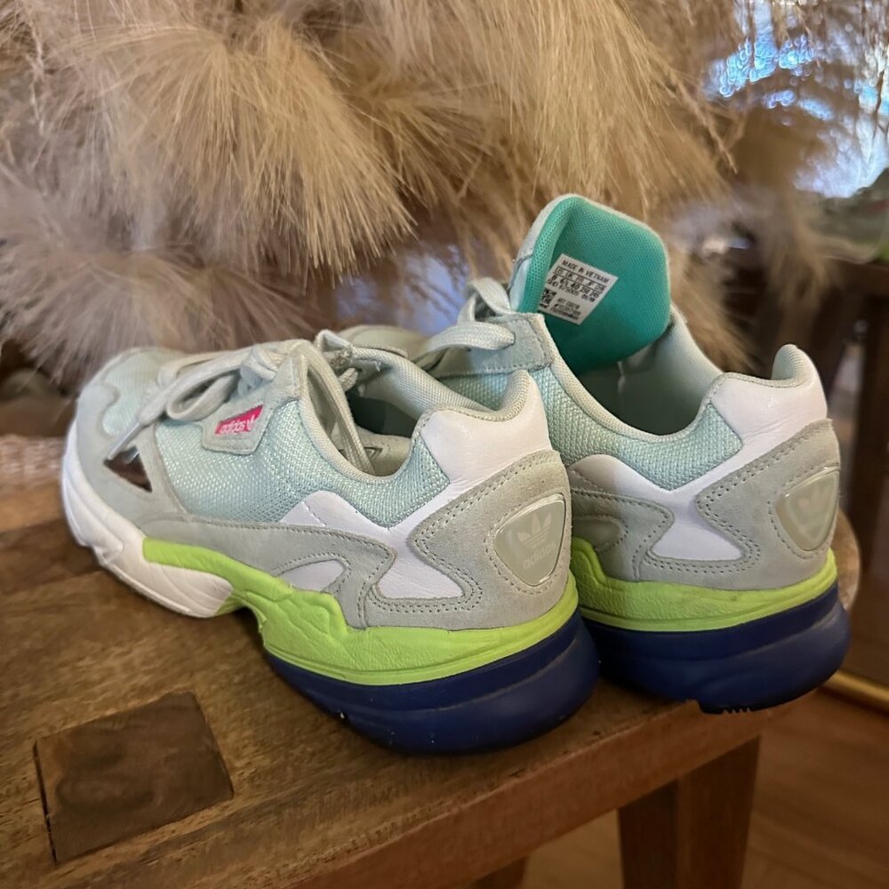 Adidas FALCON ice mint green